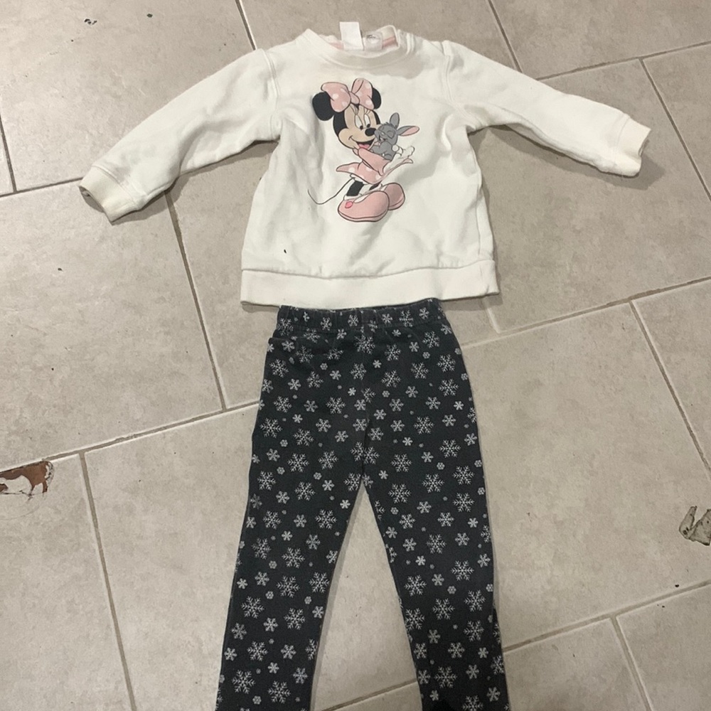 H&M Minnie Mouse sweater size 18-24 month and snowflake leggings size 2T